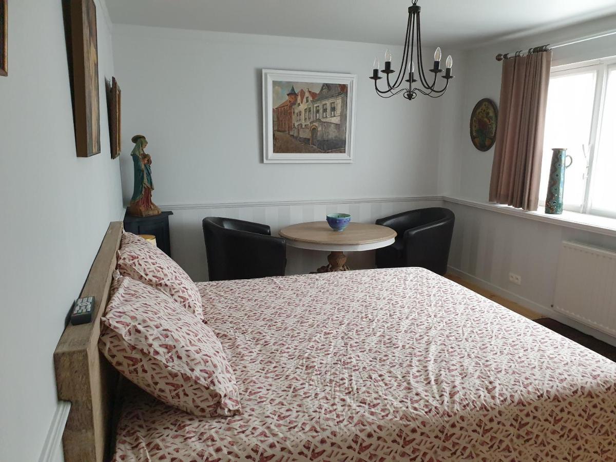 Den Hoge Doorn Bed & Breakfast Harelbeke Exterior foto